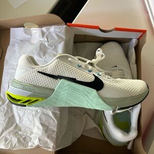 Nike Women’s Metcon 7 Training shoes, size 10.5